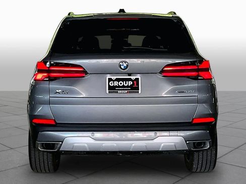 Certified 2026 BMW X5 sDrive40i RWD image 4