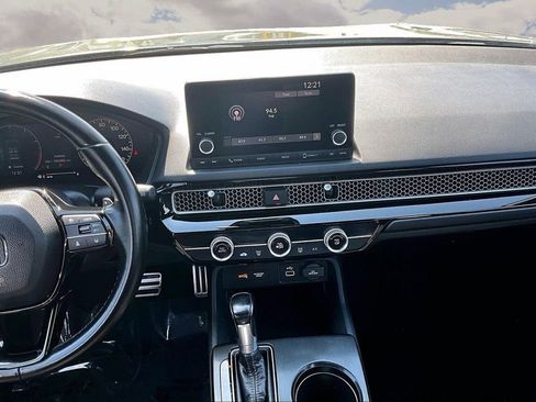 Used 2022 Honda Civic Sport image 9