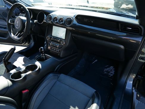 Used 2020 Ford Mustang Shelby GT350 w/ Technology Package image 36