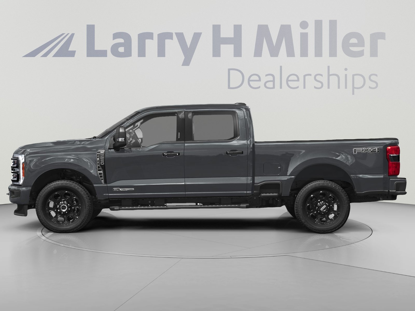 Used 2023 Ford F250 XLT AWD/4WD image 3