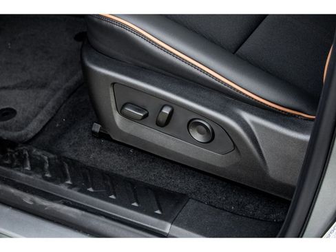 New 2026 GMC Canyon AT4 image 21