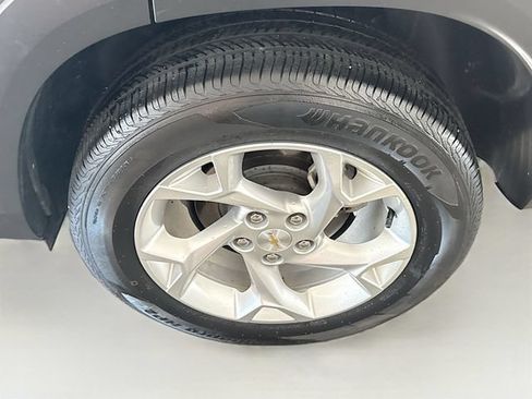 Used 2024 Chevrolet Trax LS w/ LS Convenience Package FWD image 30