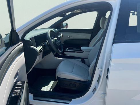 New 2026 Hyundai Tucson Limited FWD image 17