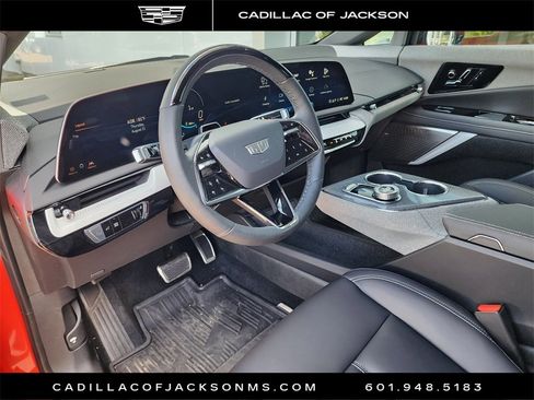 New 2025 Cadillac Optiq Sport 1 image 11
