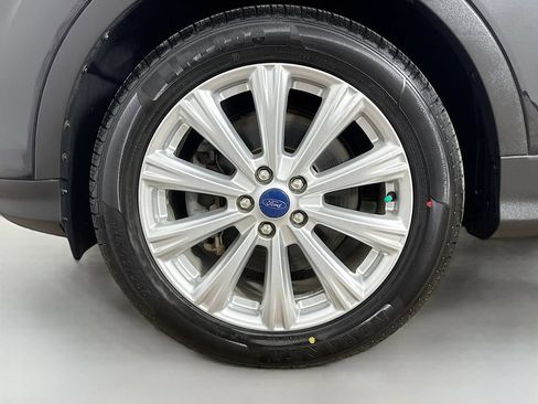 Used 2019 Ford Escape SEL AWD/4WD image 39