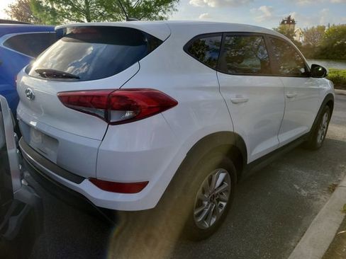 Used 2016 Hyundai Tucson SE image 4