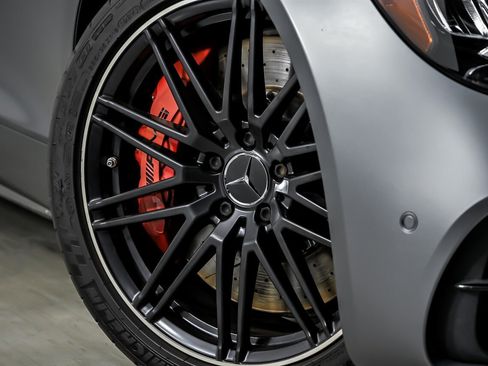 Used 2020 Mercedes-Benz AMG GT C image 3