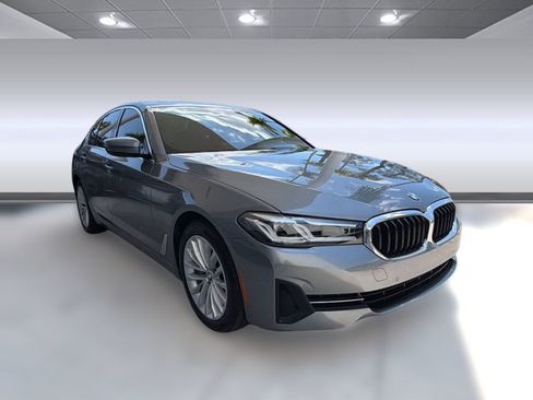 Used 2023 BMW 530i w/ Convenience Package RWD image 7