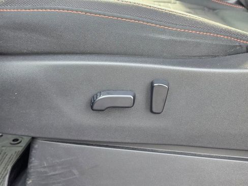 Used 2022 Nissan Frontier PRO-4X w/ Technology Package image 24