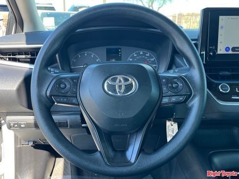 Used 2024 Toyota Corolla LE FWD image 21