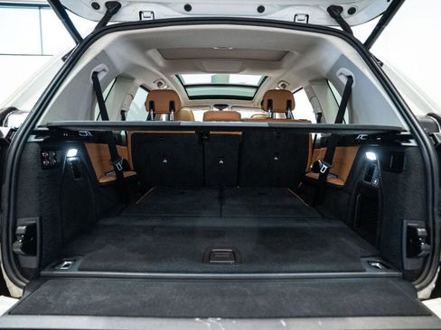 Used 2024 BMW X7 xDrive40i w/ Parking Assistance Package image 38