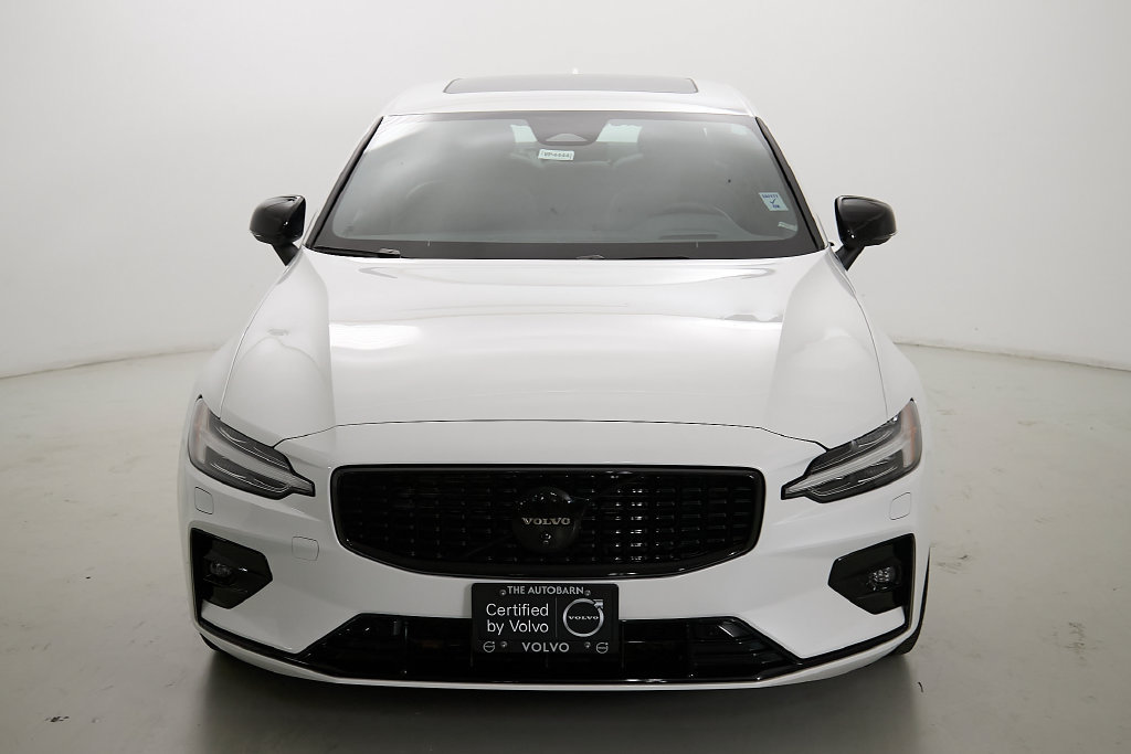 Certified 2025 Volvo S60 B5 Ultra AWD/4WD image 5