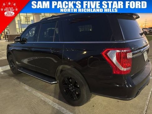 Used 2021 Ford Expedition XLT image 6