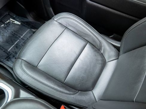 Used 2019 Chevrolet Silverado 1500 LT Trail Boss AWD/4WD image 54