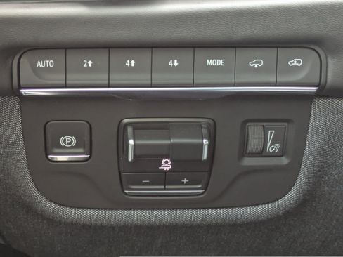 Certified 2025 Cadillac Escalade Sport Platinum w/ LPO, ONYX Package image 29