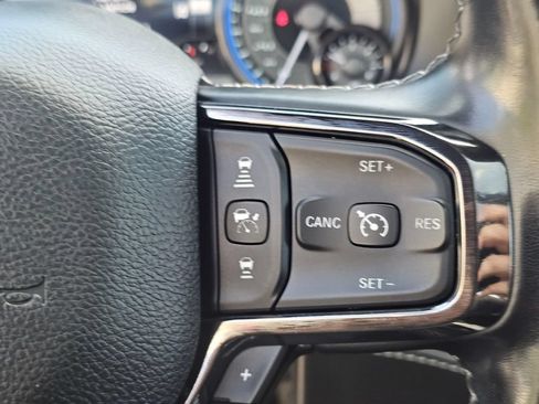 Used 2022 RAM 1500 Limited AWD/4WD image 29