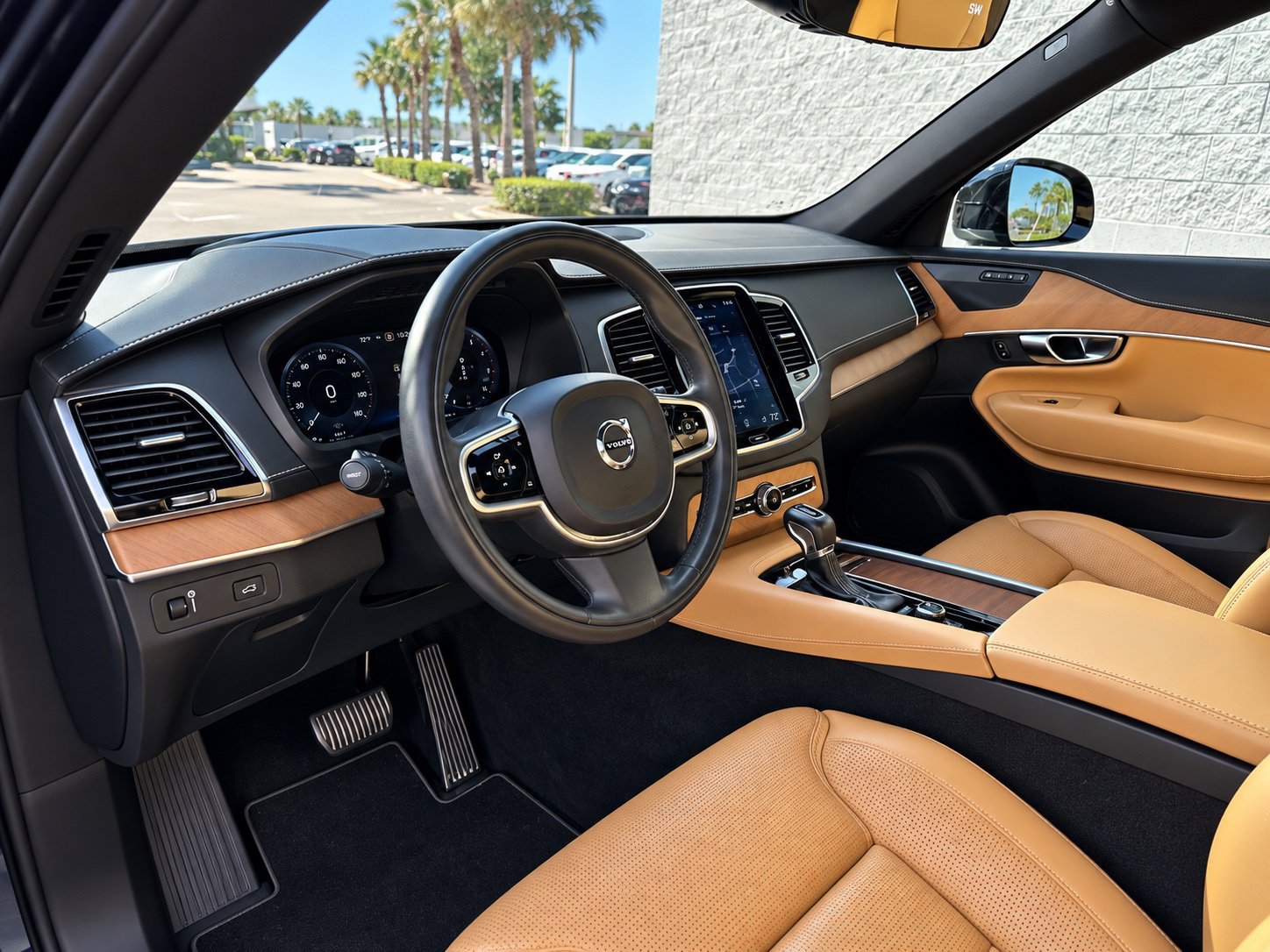 Used 2019 Volvo XC90 T6 Inscription w/ Advanced Package AWD/4WD image 2