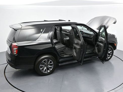Used 2023 Chevrolet Tahoe Z71 w/ Z71 Off-Road Package AWD/4WD image 39