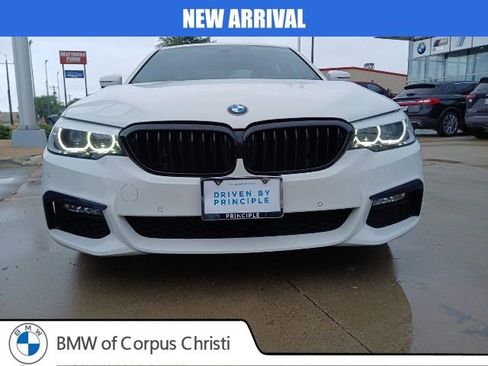Used 2018 BMW 530i RWD image 2