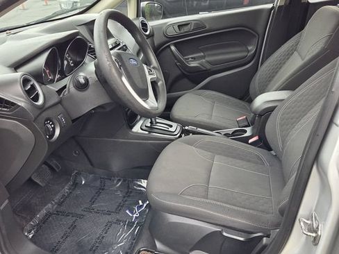 Used 2019 Ford Fiesta SE w/ Equipment Group 201A FWD image 5