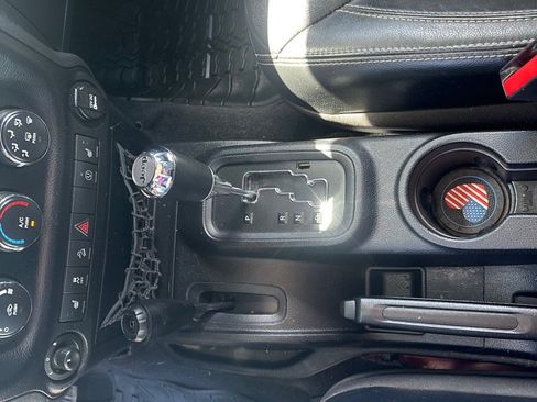 Used 2014 Jeep Wrangler Unlimited Sport AWD/4WD image 14