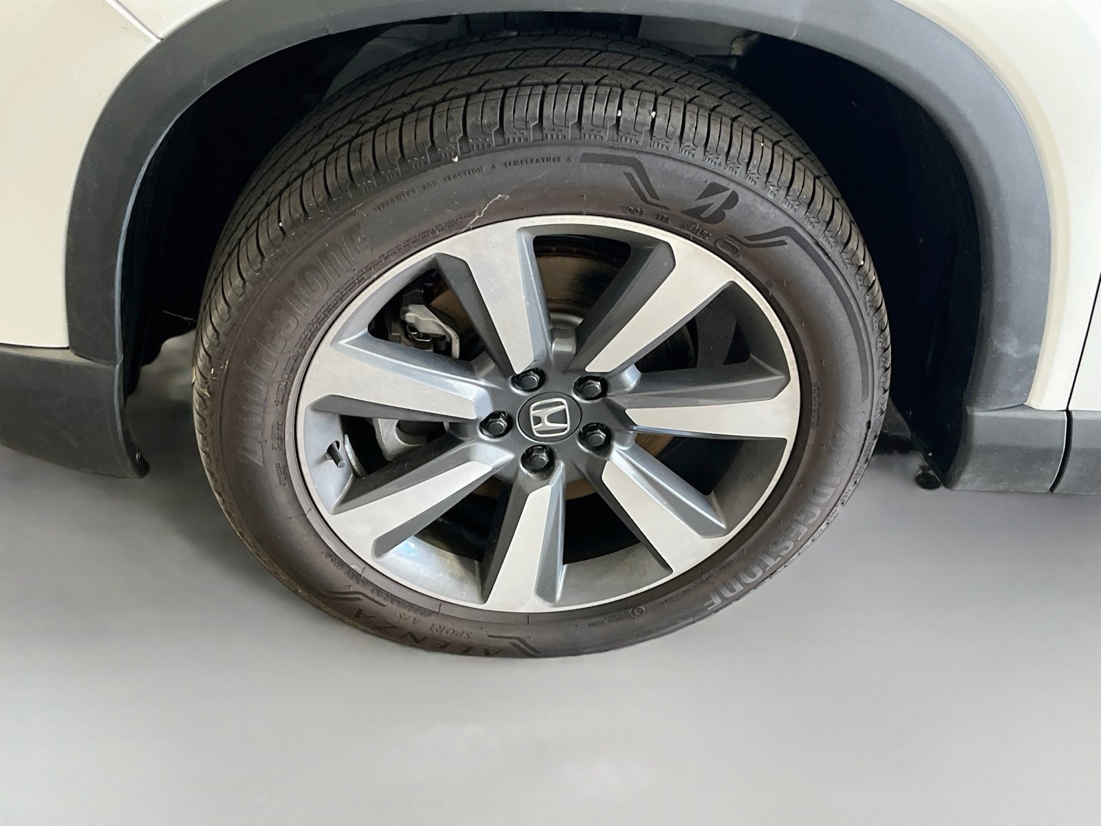 Used 2025 Honda Pilot Elite image 33