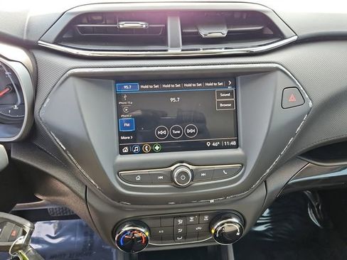 Used 2021 Chevrolet TrailBlazer LS image 22