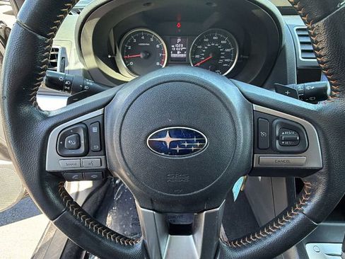 Used 2017 Subaru Crosstrek 2.0i Premium w/ Moonroof Package AWD/4WD image 18