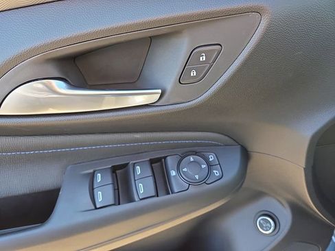 New 2026 Buick Envista Sport Touring w/ Convenience I Package image 9