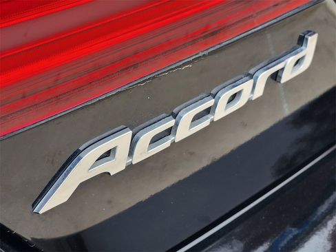 Used 2016 Honda Accord EX-L image 10