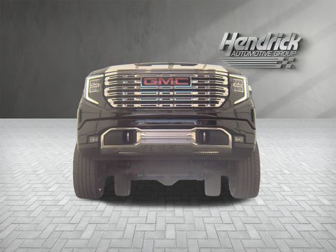 Used 2024 GMC Sierra 1500 Denali w/ Denali Reserve Package image 3