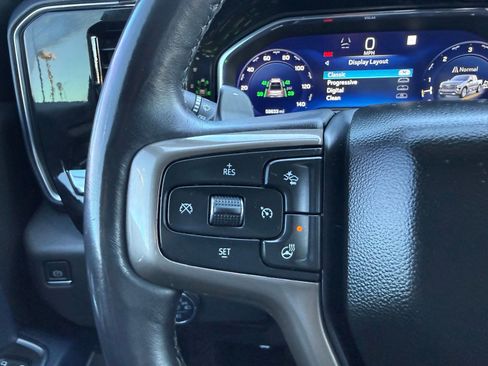 Used 2023 Chevrolet Silverado 1500 High Country w/ Technology Package AWD/4WD image 24