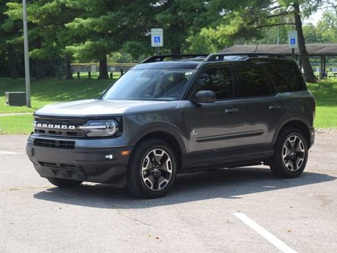 Used 2022 Ford Bronco Sport Outer Banks w/ Tech Package AWD/4WD image 21