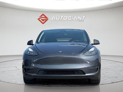 Used 2024 Tesla Model Y Long Range AWD/4WD image 13