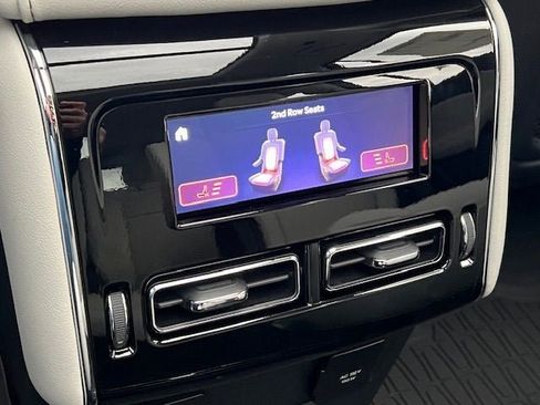 New 2026 Lincoln Aviator AWD image 7