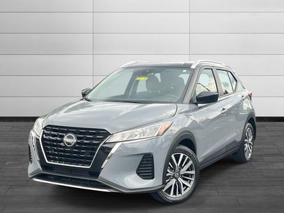 Used 2023 Nissan Kicks SV