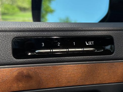 Used 2023 Lexus LX 600 4WD w/ Accessory Package (Z1) image 73