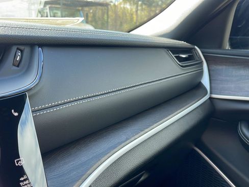 New 2026 Jeep Grand Cherokee Limited w/ Limited Altitude Package image 20