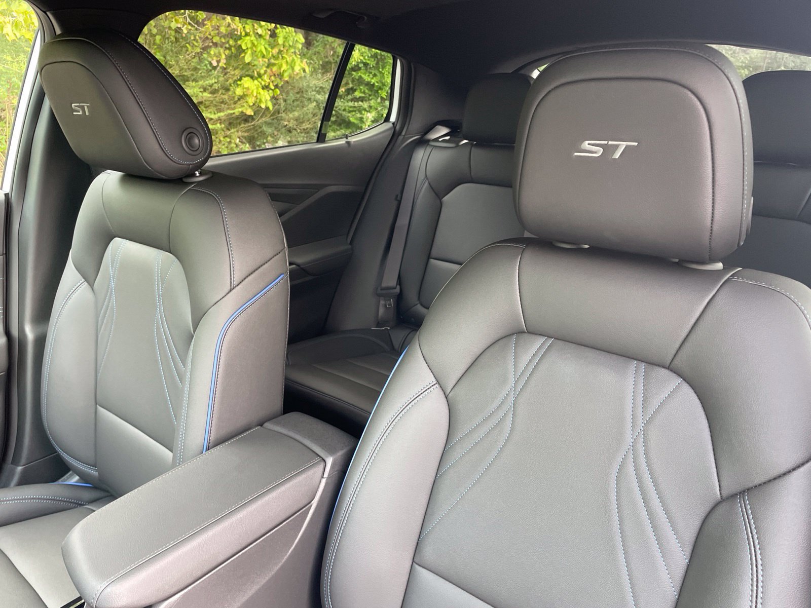 New 2026 Buick Envista Sport Touring w/ Convenience I Package FWD image 36