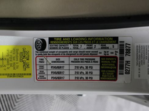 Used 2012 Toyota Highlander SE w/ Tech Pkg AWD/4WD image 36