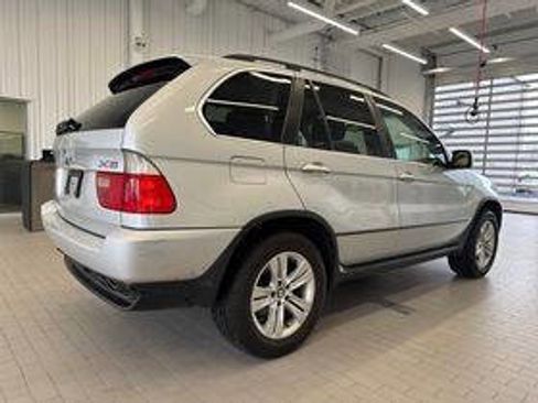 Used 2006 BMW X5 4.4i image 5