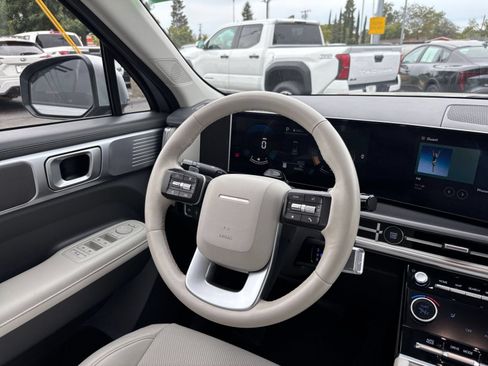 Used 2026 Hyundai Santa Fe SEL FWD image 33