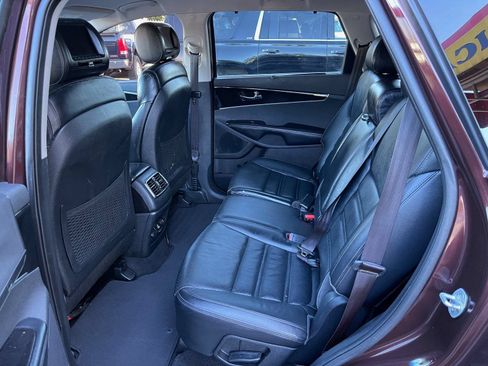 Used 2016 Kia Sorento EX w/ EX Premium Package AWD/4WD image 12