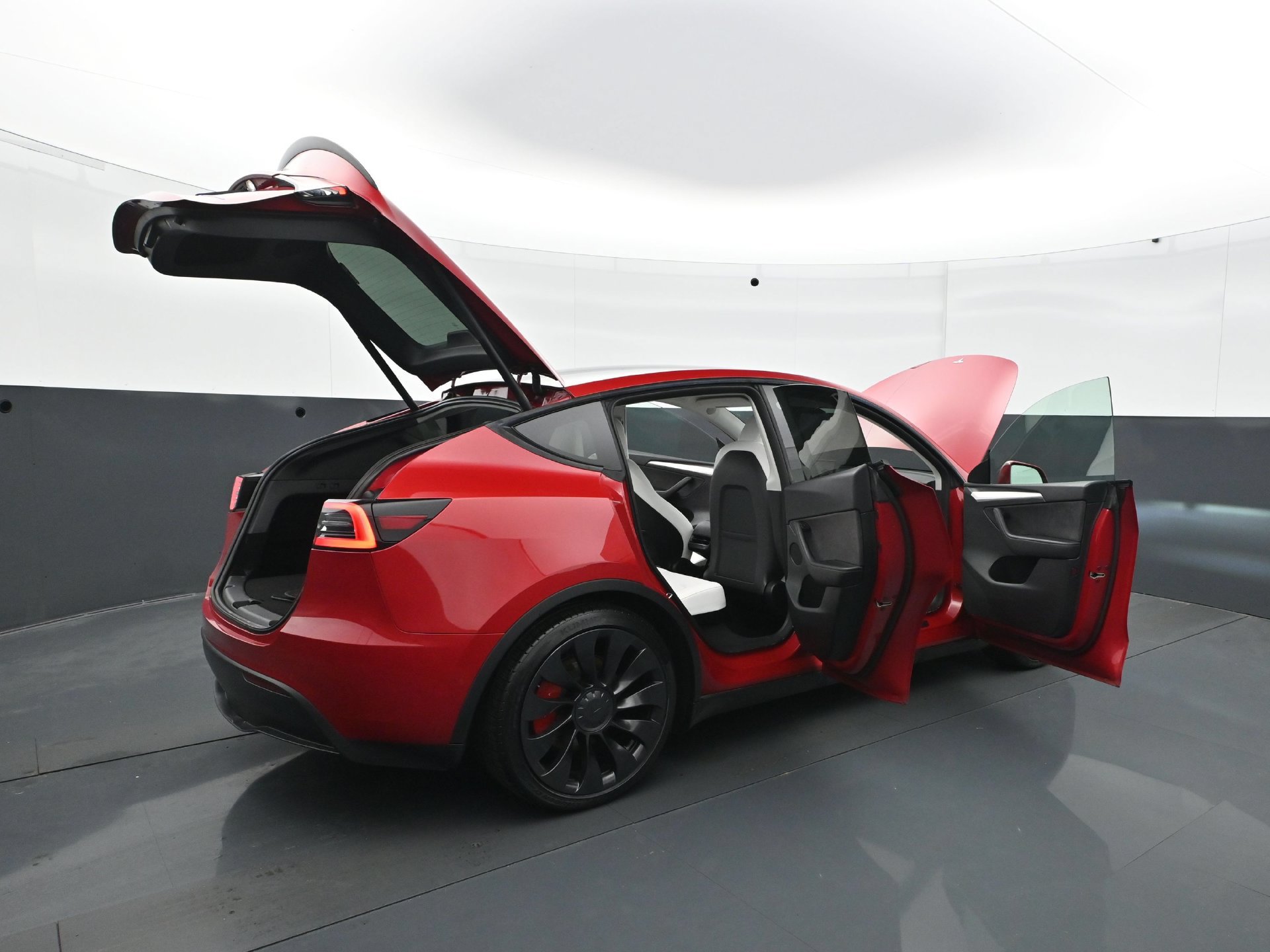 Used 2022 Tesla Model Y Performance AWD/4WD image 36