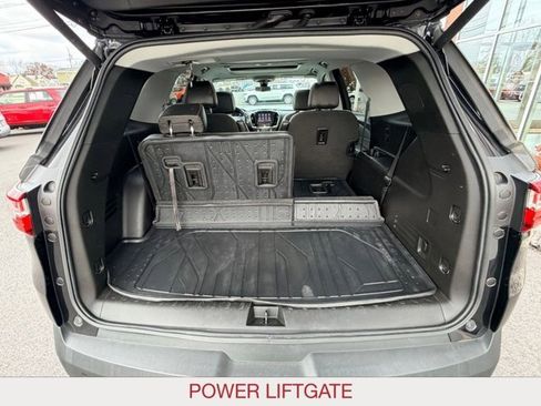Used 2021 Chevrolet Traverse RS w/ LPO, Floor Liner Package image 16