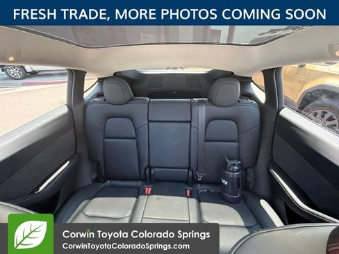 Used 2022 Tesla Model Y Performance AWD/4WD image 6