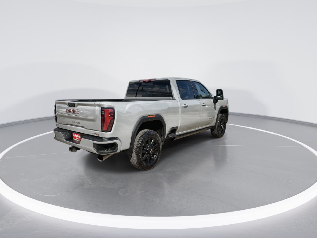 Used 2025 GMC Sierra 2500 AT4 w/ AT4 Premium Plus Package AWD/4WD image 8