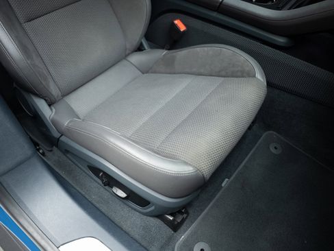 Used 2022 Porsche Taycan 4S image 60