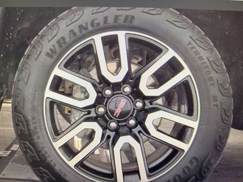 Used 2021 GMC Sierra 1500 AT4 image 13