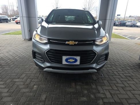 Used 2019 Chevrolet Trax LT w/ LT Convenience Package image 6